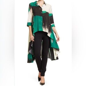 Patrizia Luca Milano Hi Lo Button Up in Green,black & tan, size Large